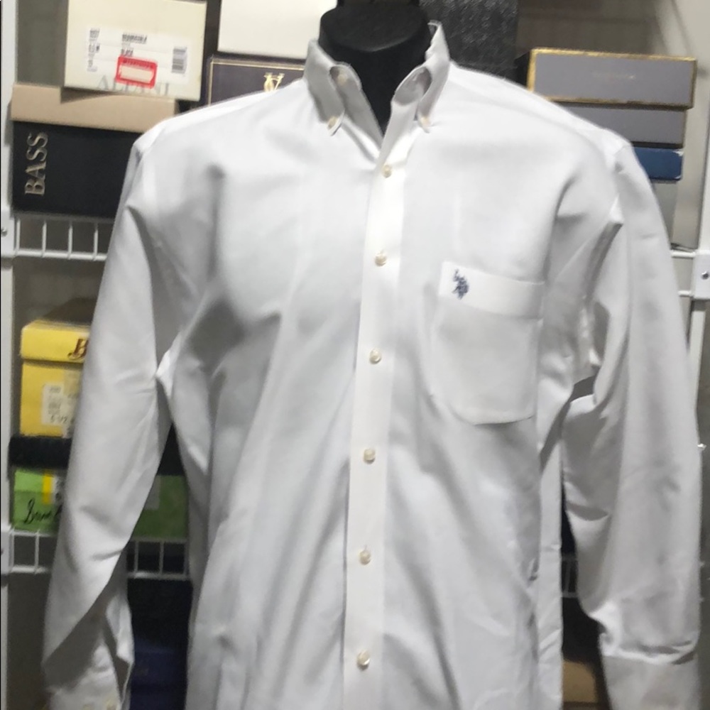 White dress shirt